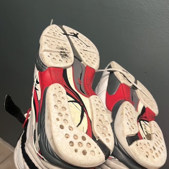 Jordan 8s - Picture 6 of 6